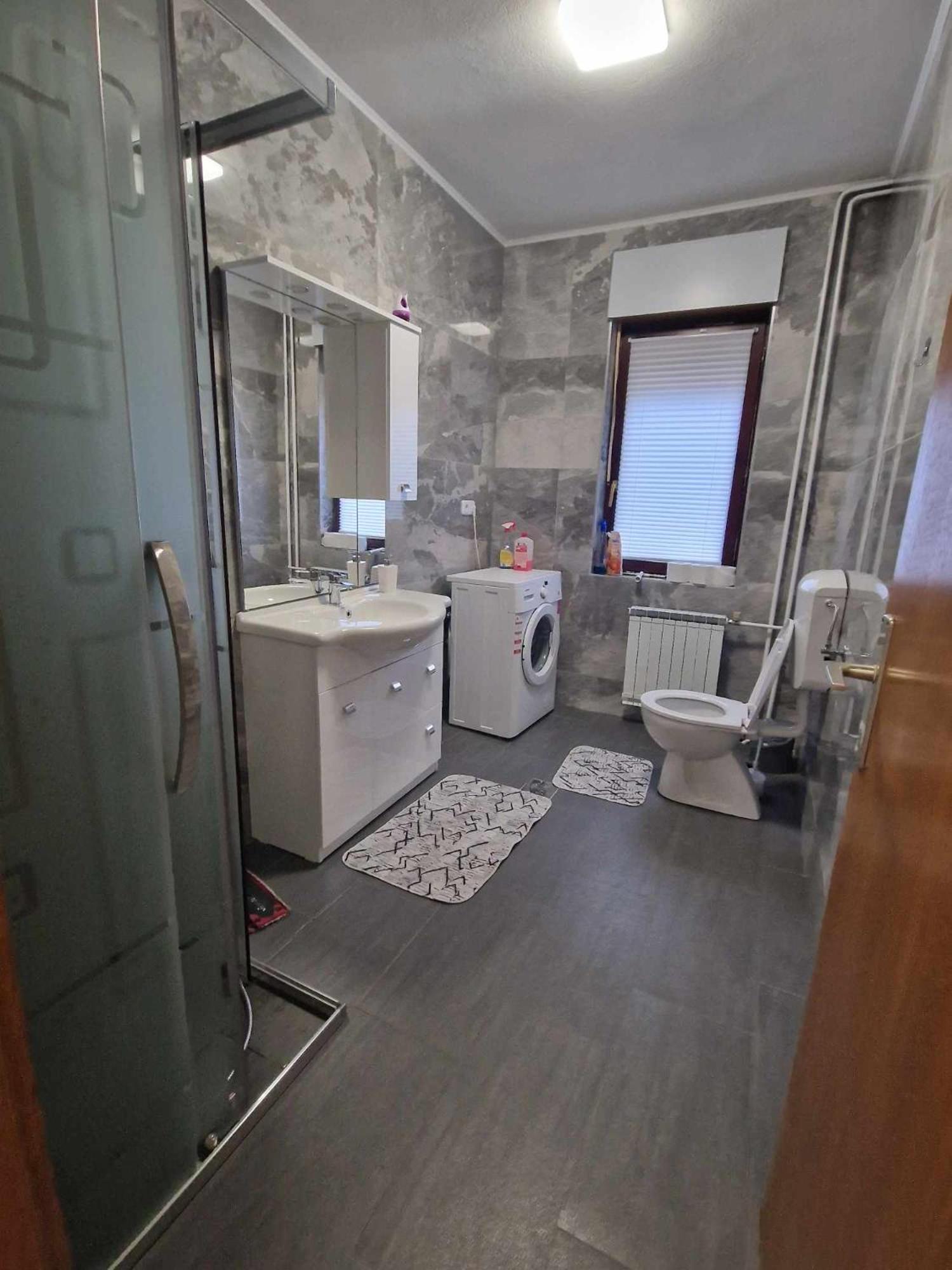 Apartma-Sobe Lejla Vipava Luaran gambar