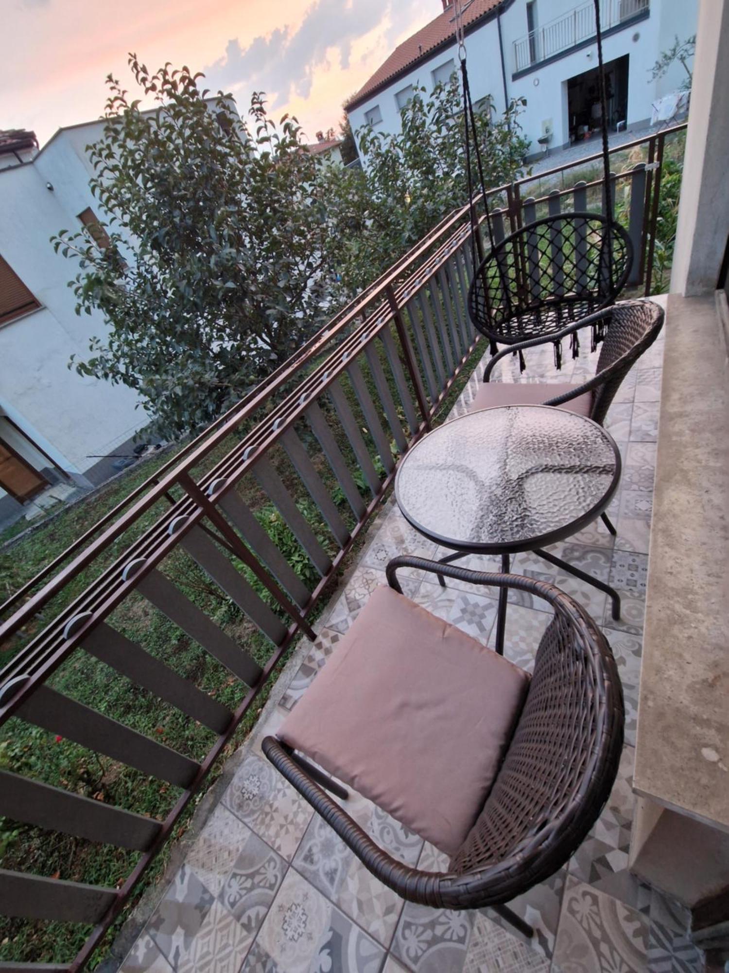 Apartma-Sobe Lejla Vipava Luaran gambar
