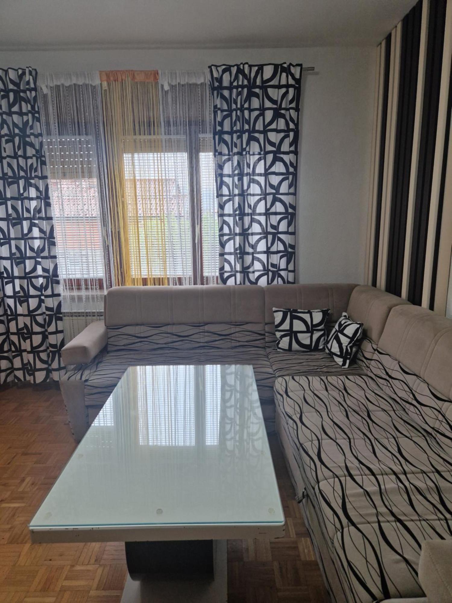 Apartma-Sobe Lejla Vipava Luaran gambar